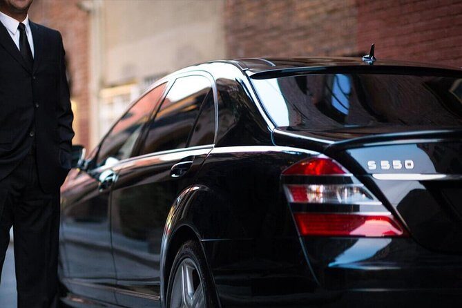 VIP Limo Transfers From & To Santorini Port - What Makes This Transfer Service Stand Out?