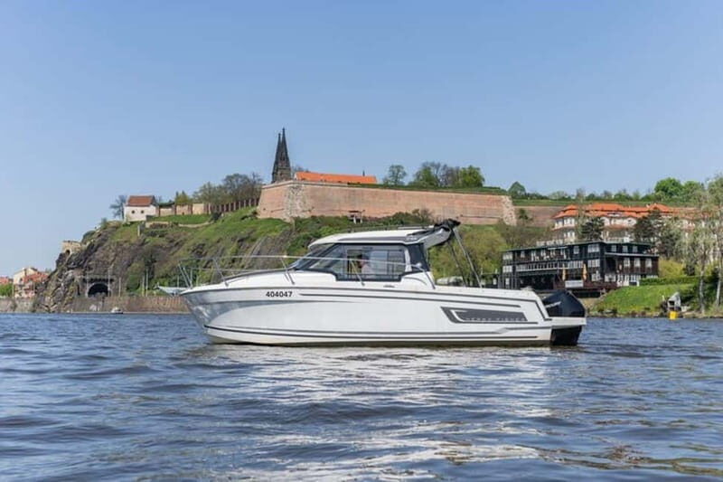 VIP Prague YachtBoat SPEED Experience: All-You-Can-Drink - In Summary