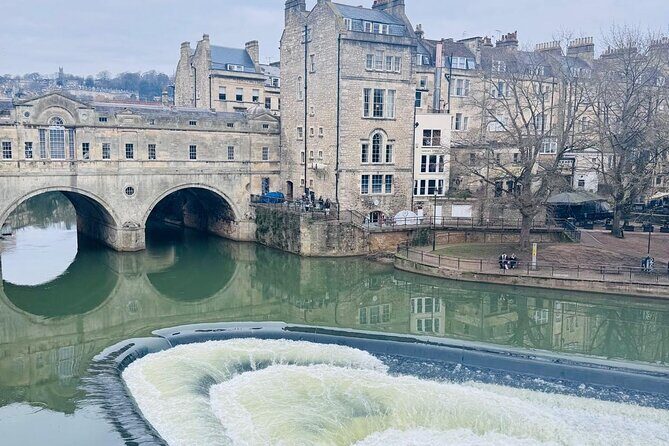 VIP Private Full-Day Tour: London to Cotswolds, Bath & Stonehenge - FAQ