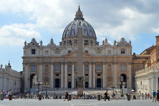 VIP Private Tour: Vatican Museums, Sistine Chapel - FAQ
