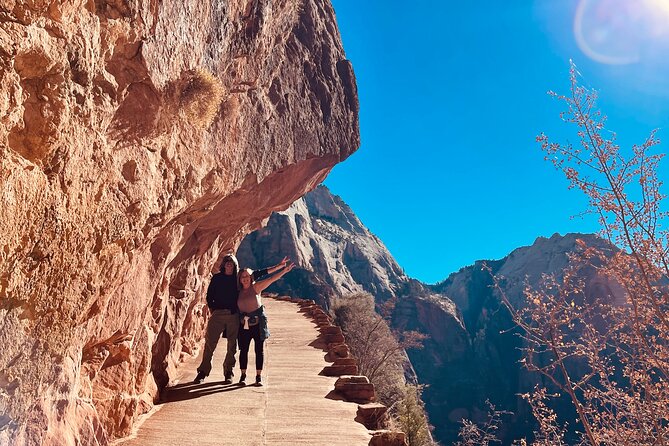 VIP Small Group Guided Photography and Walking Tour of Zion - Exploring Zion National Park