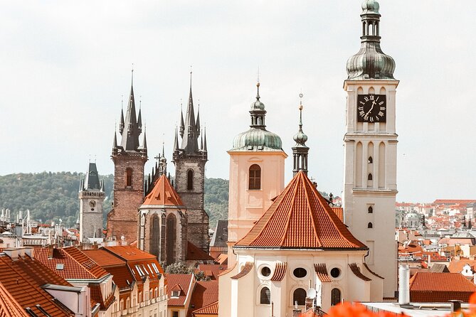 VIP Tour: Professional Photos - You and Prague Best Monuments - Professional Photography Inclusions