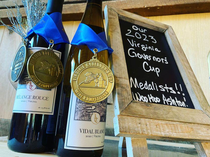 Virginia Wineries Tours: Experience Virginia Wineries - 300 Reasons to Visit Virginia