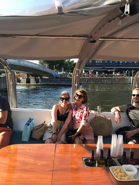 Visit Amsterdam by Boat with a French Guide (french) - Frequently Asked Questions