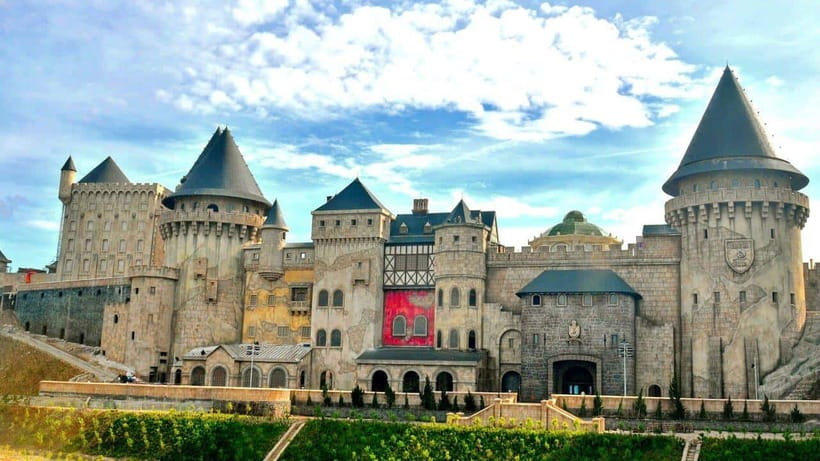 Visit Ba Na Hills & Golden Bridge Full Day With A Tour Guide - Inclusions and Exclusions