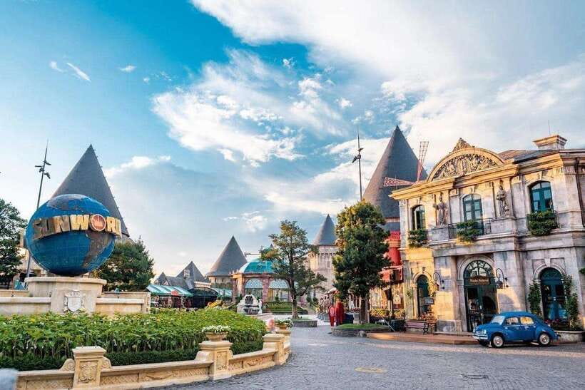 Visit Ba Na Hills & Golden Bridge Full Day With A Tour Guide - Experience the Golden Bridge