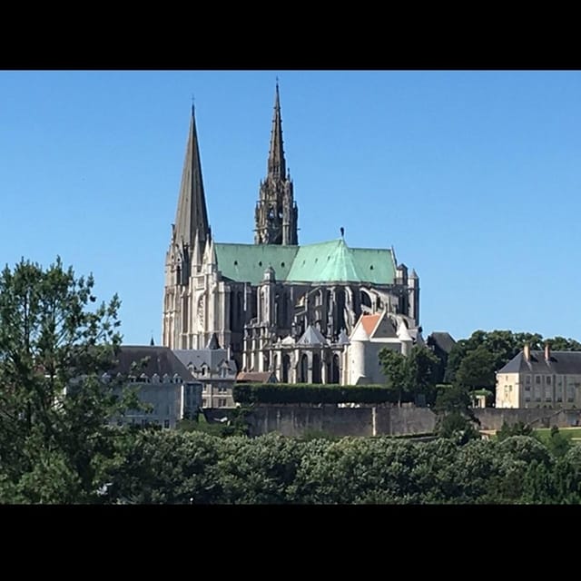 Visit Chartres Through Tales and Legends: From the Cathedral to the City! - Key Points