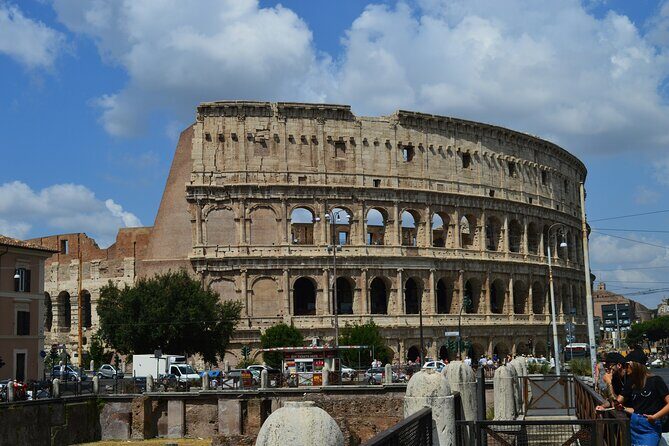 Visit Colosseum from Rome with Audio Guide - An Introduction to the Tour Experience