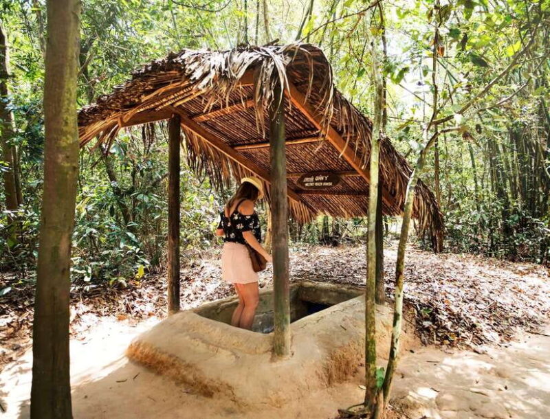 VISIT CU CHI TUNNEL IN THE MORNING OR AFTERNOON - Key Points