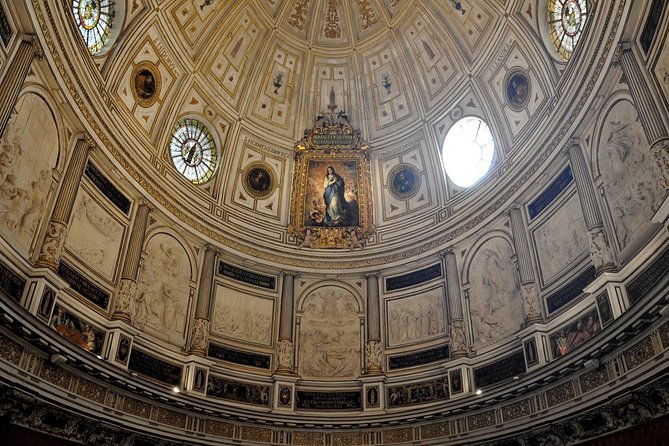 Visit French Cathedral - Guided Tour Highlights