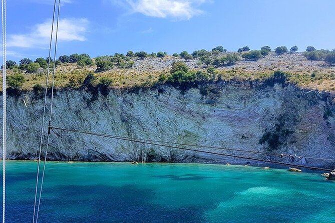 Visit Kroreza Beach by Boat - Ask Away