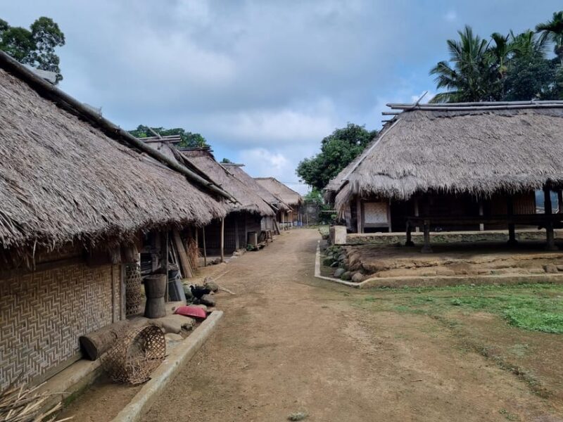 Visit Lombok Sasak Tribe Village, Waterfall And Selong Hill - Panoramic Vistas of Selong Hills