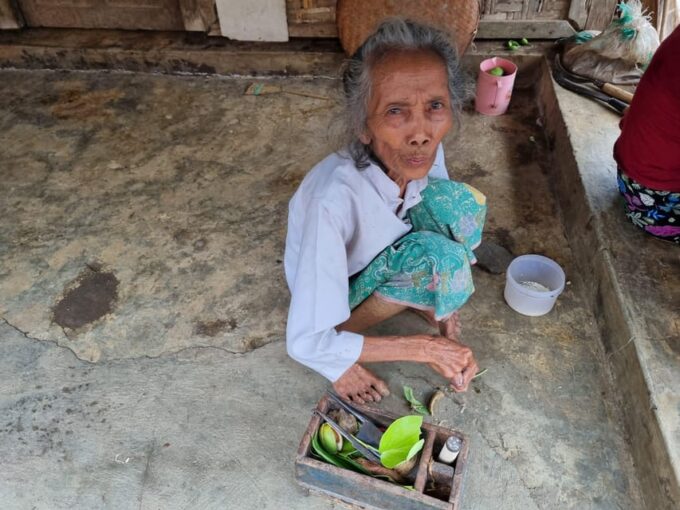 Visit Lombok Sasak Tribe Village, Waterfall And Selong Hill - Preparing for the Adventure