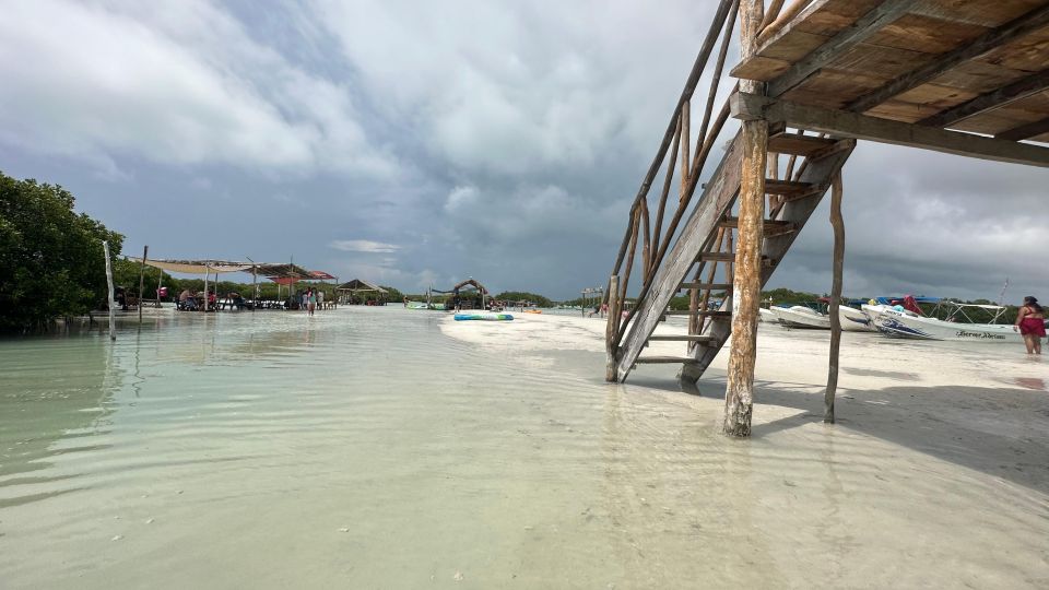 Visit Paradise Island - Exploring the Island