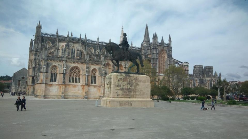 Visit the Caves of Mira De Aires, Fatima, Batalha and Obidos - Batalha Monastery