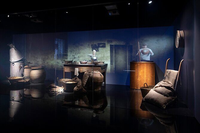 Visit with tasting of Vicens nougat and Jolonch chocolates - Discovering the Sweet Side of Barcelona: A Review of the Nougat and Chocolate Tour