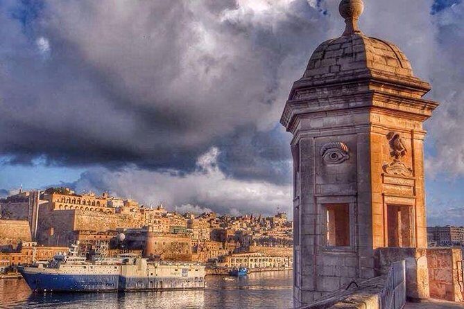 Vittoriosa, Cospicua and Senglea Vintage Bus Tour - Key Points