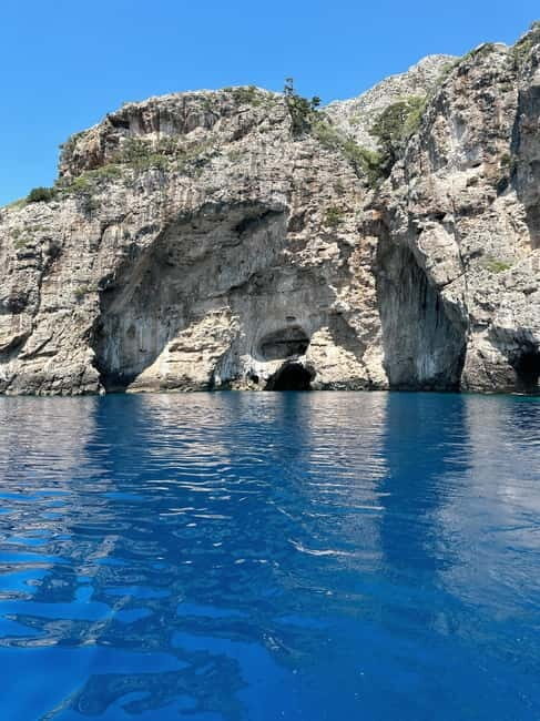 Vlora: Speedboat Tour to Dafina Cave & Haxhi Ali Cave - An In-Depth Look at the Speedboat Tour from Vlora