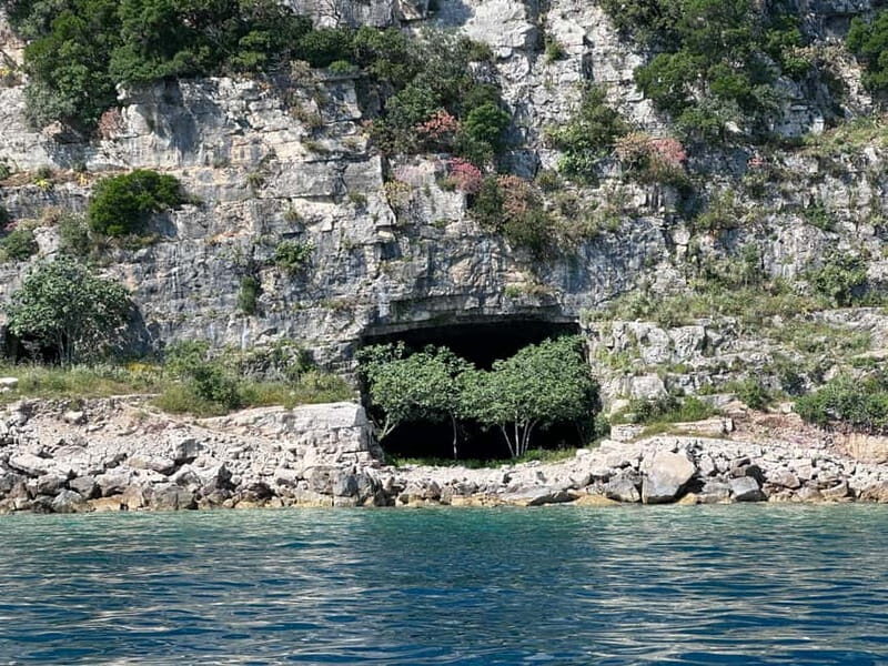 Vlore: Private Speedboat Tour to Sazan-Karaburun Marine Park - An In-Depth Look at the Sazan-Karaburun Marine Park Tour