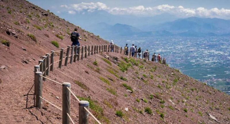 Volcano & Ruins: visit Mt. Vesuvius, Herculaneum and Pompeii - Key Points  