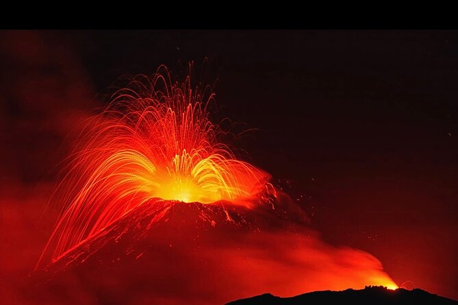 Volcano Tour - User-Generated Content and Experiences
