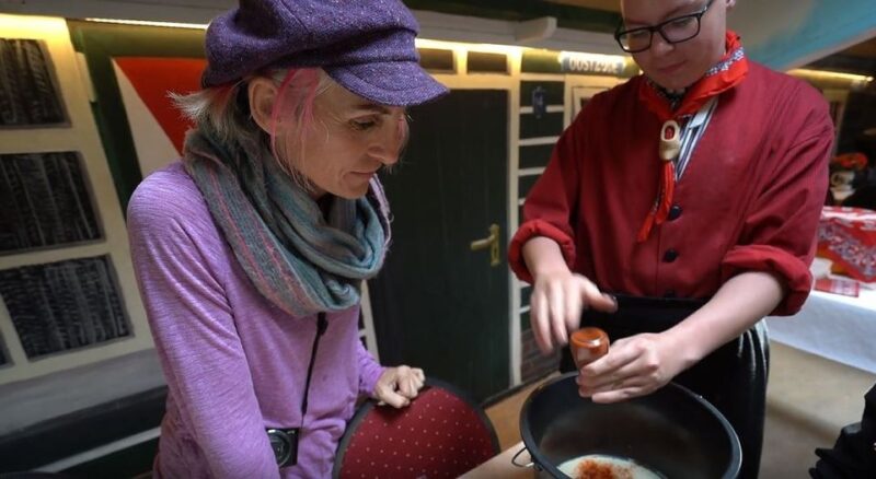 Volendam: 2.5-Hour Cheesemaking Workshop & Clog Making Tour - Meeting Point