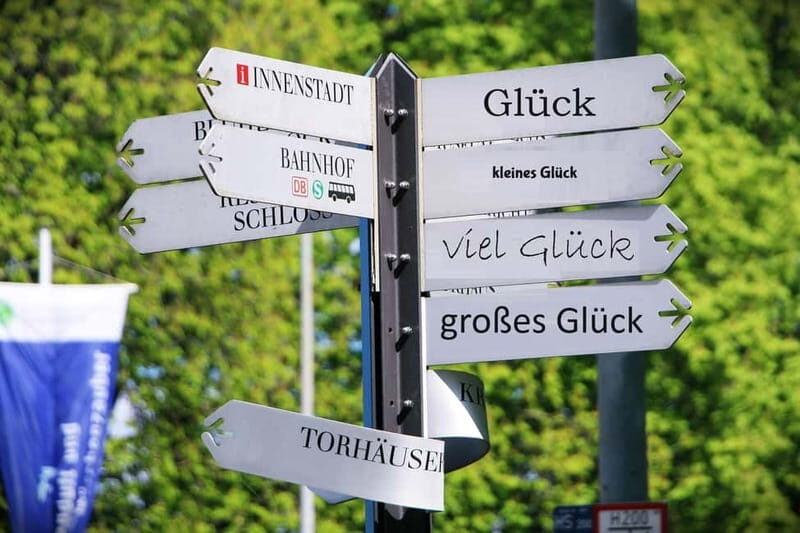 Voll im Glück  a thought-provoking city tour through Ludwigsburg - Key Points