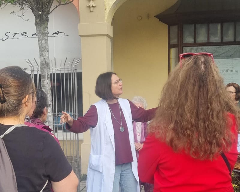 Voll im Glück  a thought-provoking city tour through Ludwigsburg - Key Points