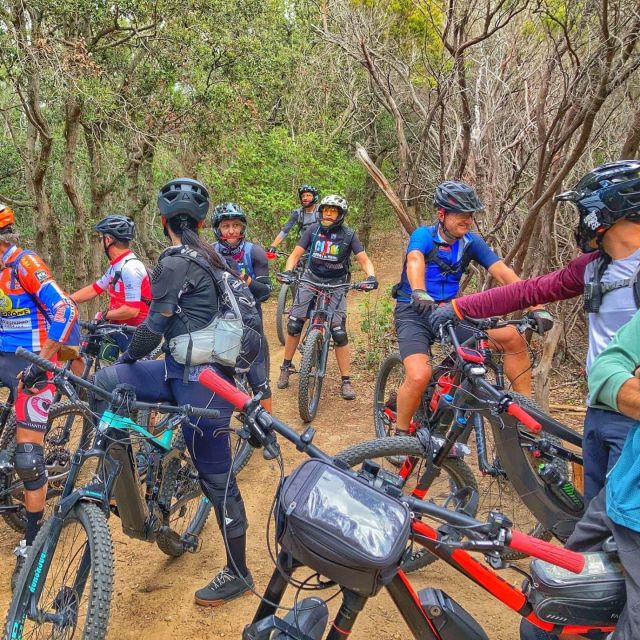 Volterra - Archeotour by E-Bike With Tasting - Explore Etruscan and Roman Monuments