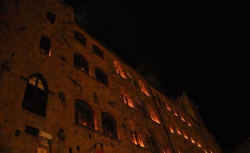 Volterra by Night 2-Hour Guided Tour - Key Points