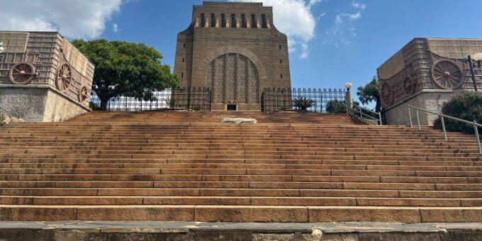Voortrekker Monument: Fun and Private Tour. - Exploring the Living Lager