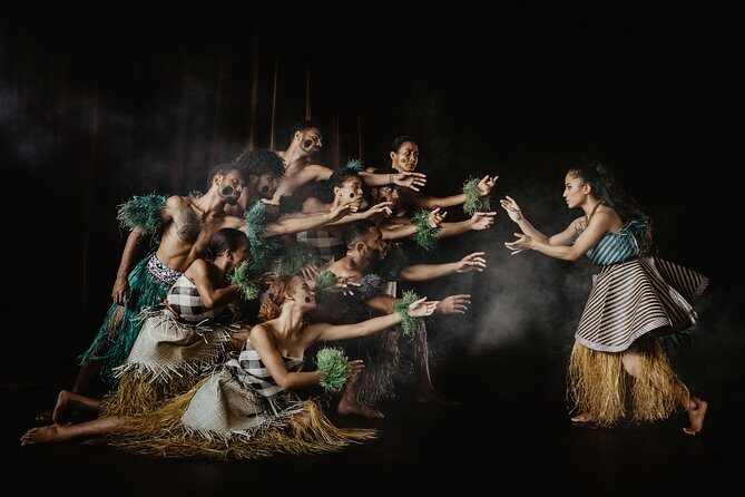 VOU Fiji Shows: Fiji Untold, From Fiji With Love & More! Dinner! - Introduction: Does this show really deliver?  