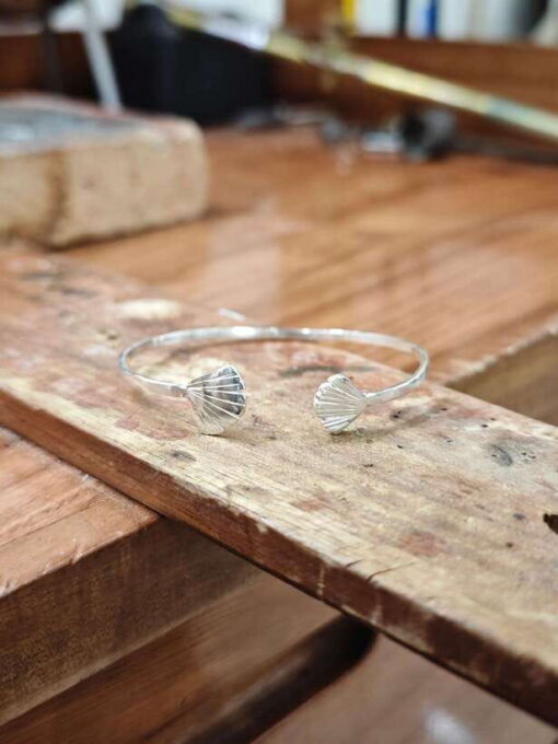 Vung Ky Uc - Handmade Silver Jewelry Workshop - Crafting Your Own Jewelry