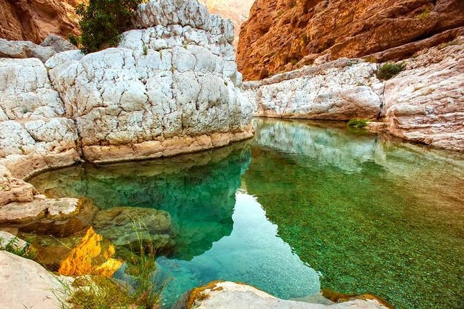 Wadi Shab and Sinkhole Adventure - Booking and Reservations