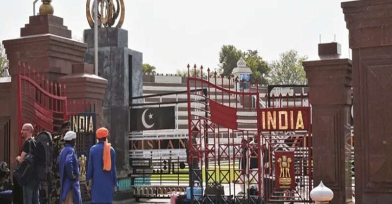 Wagah Border Retreat Ceremony With Dinner - Tour Experience