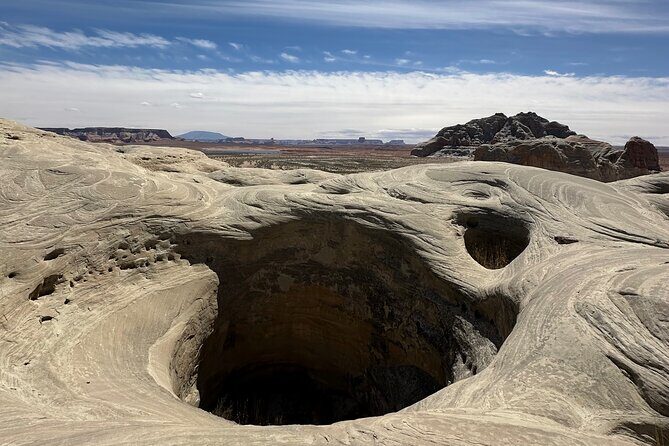 Wahweap Potholes private Kayaking and Hike at Lake Powell - The Sum Up