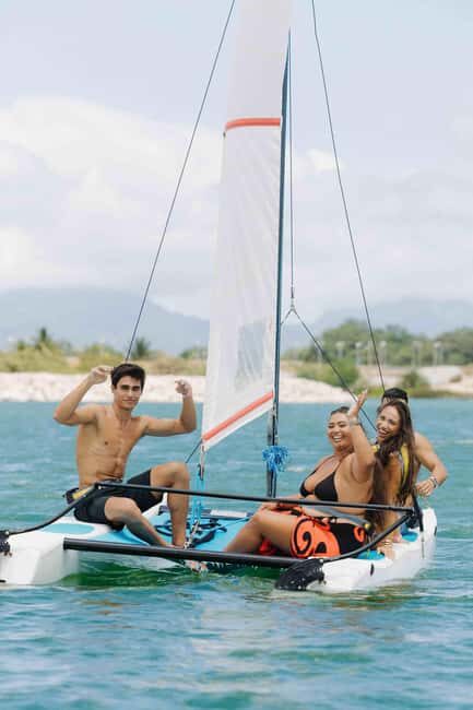 Wai Kai Lagoon: Hobie Wave Cat Rental - Key Points