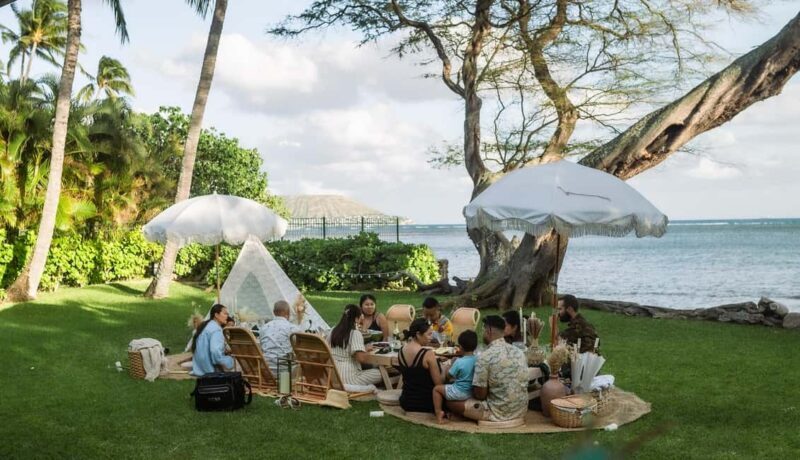 Waikiki : Beach Picnic with Professional Photography! - Who Would Enjoy This the Most?