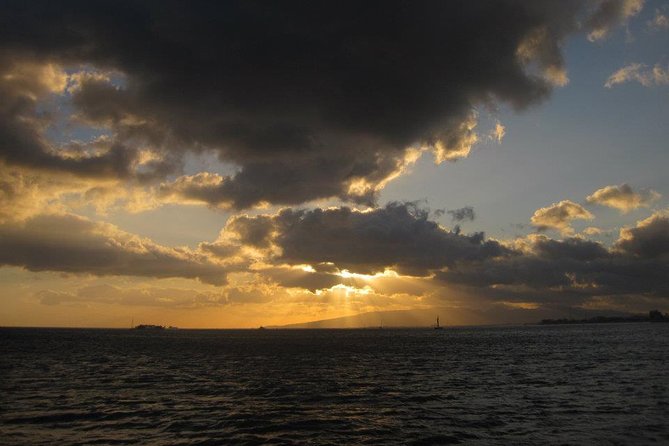 Waikiki Sunset Cocktail Cruise Including Drinks and Appetizers - Directions