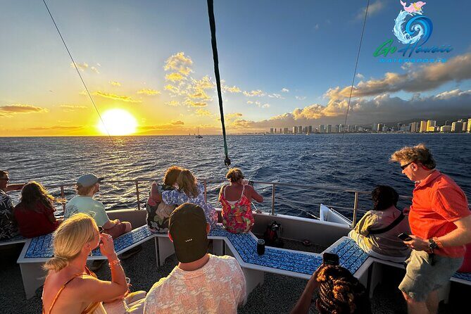 Waikiki Sunset Cruise from Oahu - An In-Depth Look at the Experience
