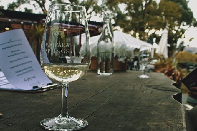 Waipara Valley Winery Tour Wine Tastings and Scenic Views - Key Points