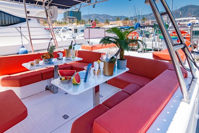 Walk and Dolphin Watching in Fuengirola + 1 Drink - Meeting Information