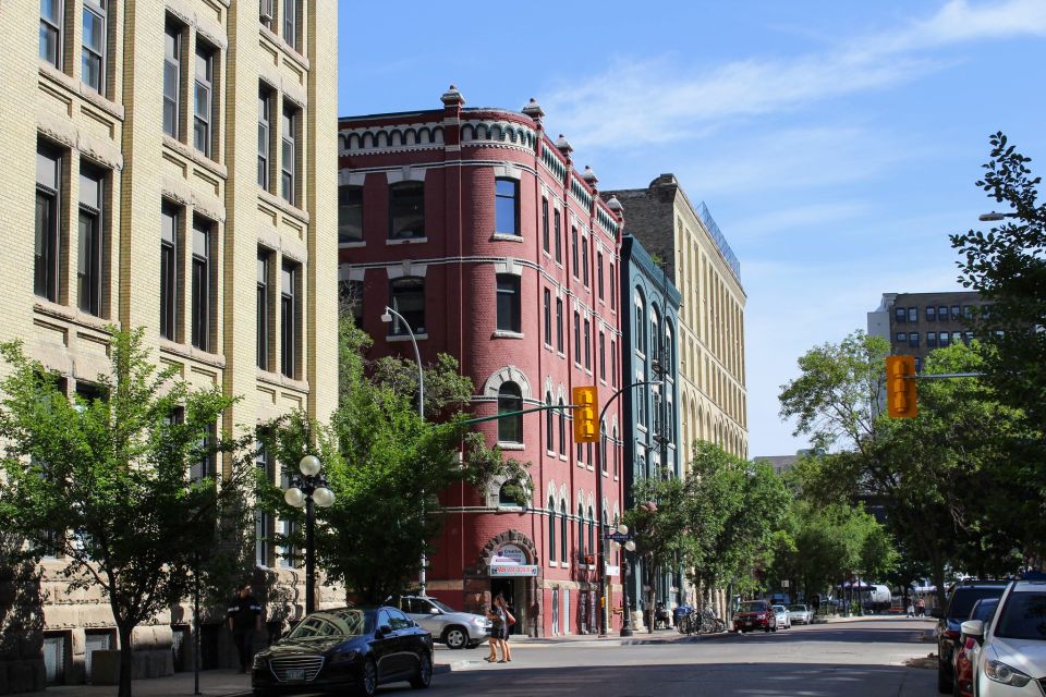 Walk Downtown Winnipeg With 4 Unique Smartphone Audio Tours - Winnipeg in the Limelight Tour