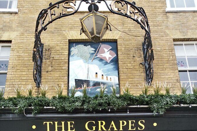 Walk the Secrets of the Titanic: Private Tour - Who Will Enjoy This Tour?