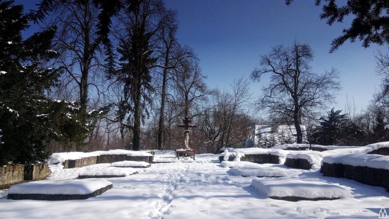 Walk to recent and aged spiritual sanctuaries near Budapest - Discover the Hidden Spiritual Corners Near Budapest