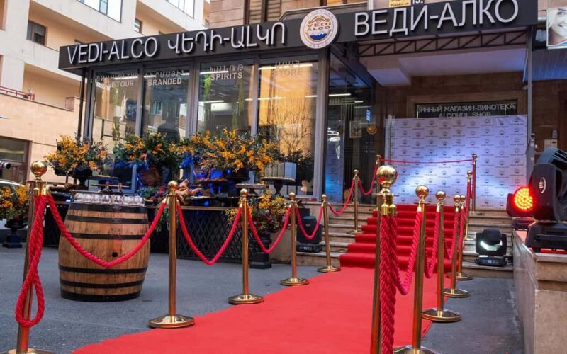 Walking City Tour in Yerevan with 10 yo Brandy & 5 Wines - Who Will Love This Tour?