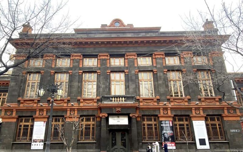 Walking City Tour in Yerevan with 10 yo Brandy & 5 Wines - Final Thoughts