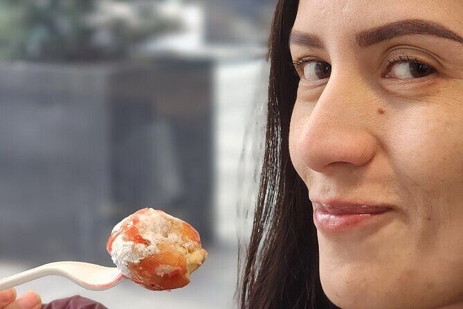 Walking Food Tour with Professional Comedian Guide - What Previous Participants Say