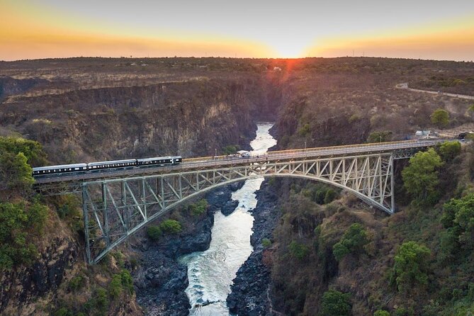 Walking Safari to the Falls, Bridge and Beyond With Savannah - Unique Features