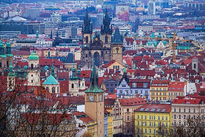Walking through ages: 11th to 21st century, Prague flavoured - Exploring the Itinerary in Detail